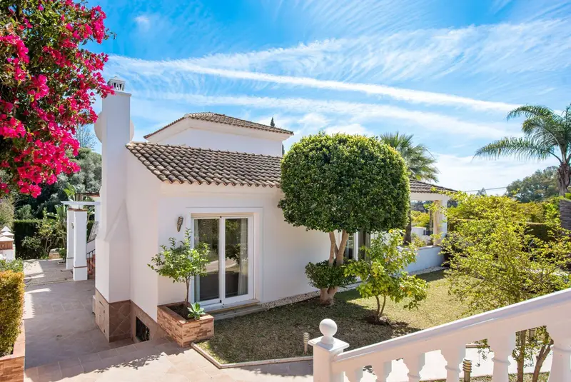 Casa Villa 4 Dormitorios Elviria Marbella Lujo Piscina Cerca Playa