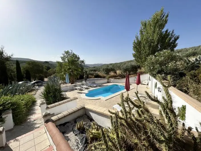 Cortijo 7 Dormitorios Venta 2 Casas 4859m2 Terreno
