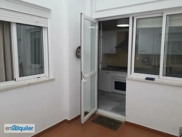 Piso en Alquiler Sevilla Feria 2 Dormitorios Patio Trastero
