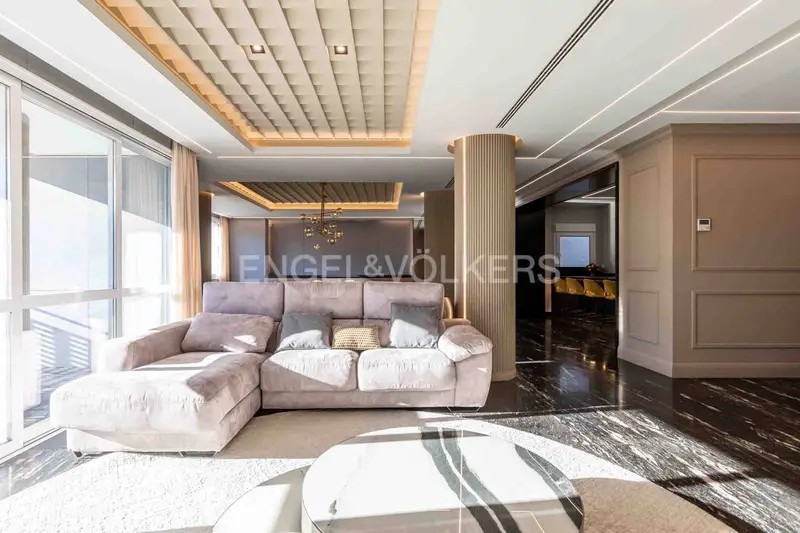 Apartamento de Lujo en Triana 300m2 Reformado 2023