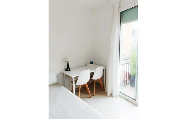 Alquiler Apartamento 4 Dormitorios Badalona