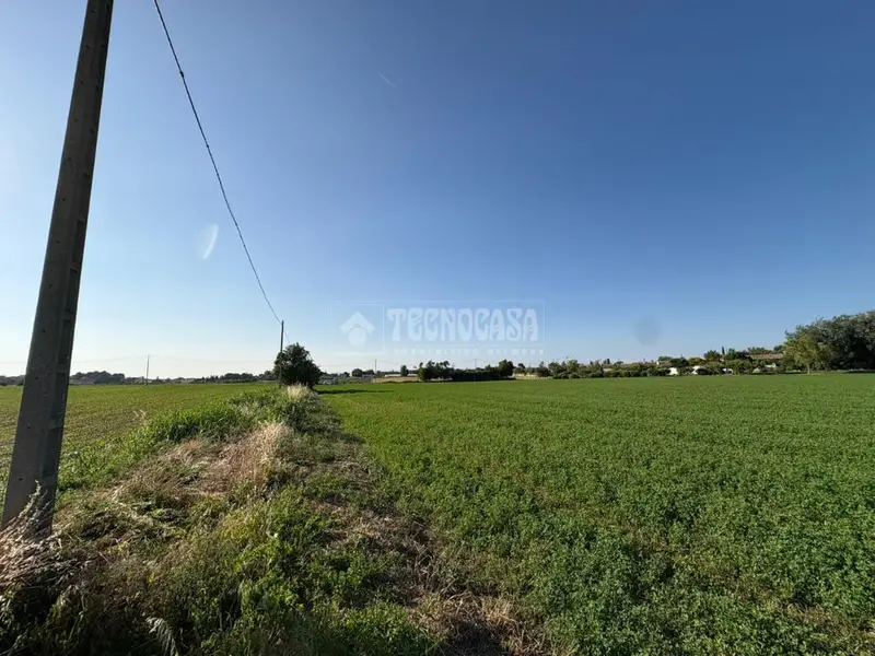 Terreno Rustico en Garrapinillos 7400m2