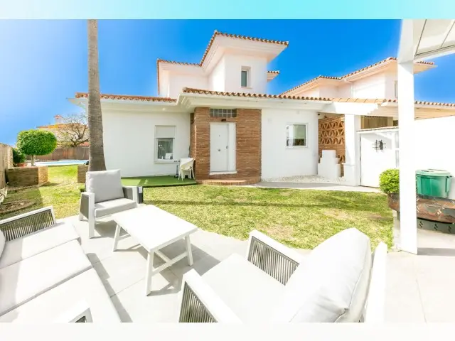 Casa Villa Lujo Fuengirola Piscina Barbacoa Garaje