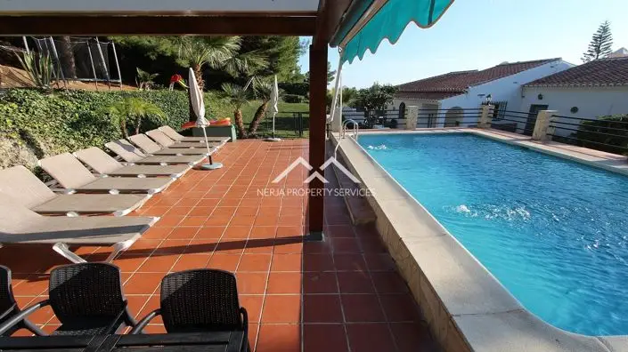 5 Bed Villa for sale