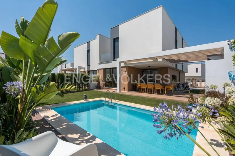 Chalet en alquiler en Bétera, Valencia