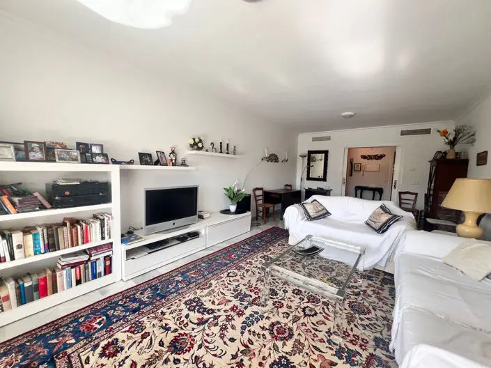Apartamento 2 Dormitorios Guadalmina Baja