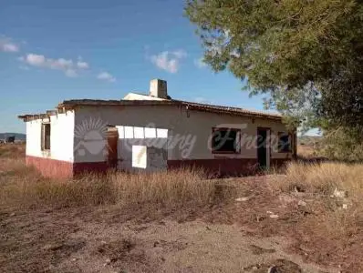 Casa de Campo en Villena Alicante para Reformar
