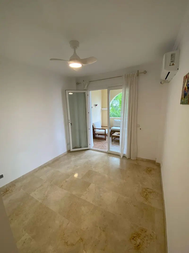 Alquiler Atico 2 Dormitorios Estepona