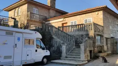 Chalet en venta en Vilanova de Arousa