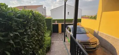 Casa Adosada en Venta Almodovar del Campo