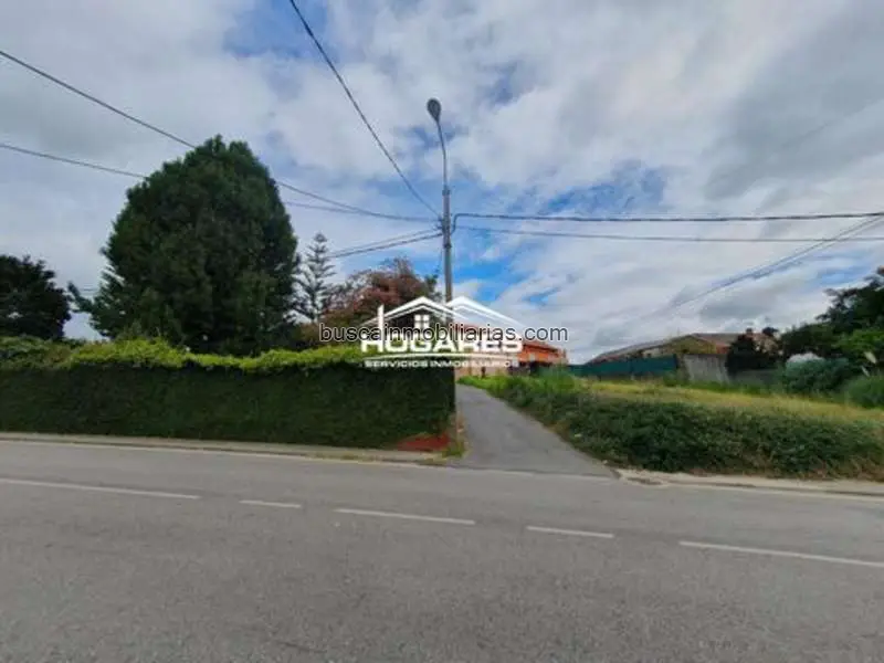 Parcela Edificable en Vigo: 692m² para Dos Chalés
