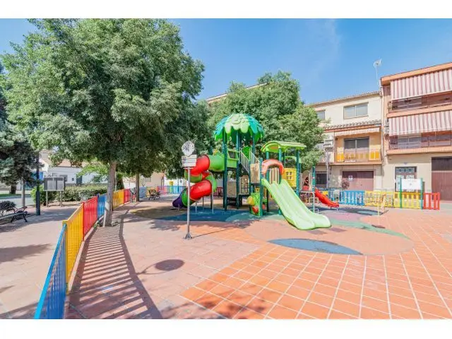 Casa para reformar en Maracena 118m² 3 habitaciones 2 baños