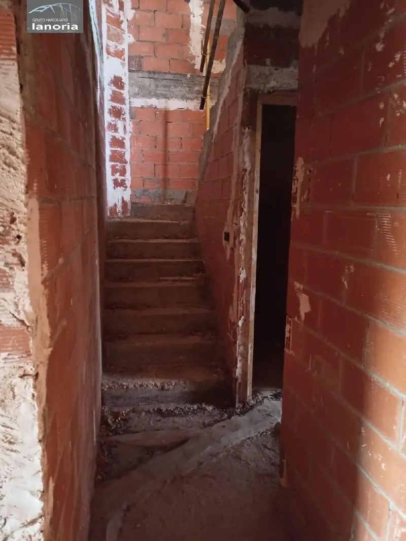 Adosado en Santa Ana con Garaje Doble y Patio 65m2
