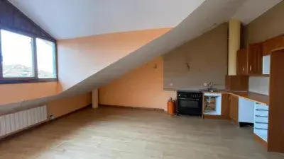 Casa en venta en Calle el Nozal, 4