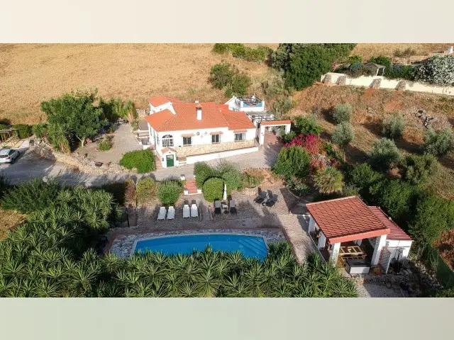 Piso de 5 Dormitorios en venta Villanueva de la Concepcion, España