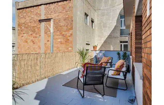 Alquiler de Habitaciones en Piso Amueblado en Barcelona