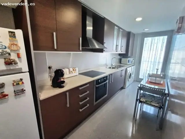 Piso en venta Sant Adria de Besos con balcon parking y trastero