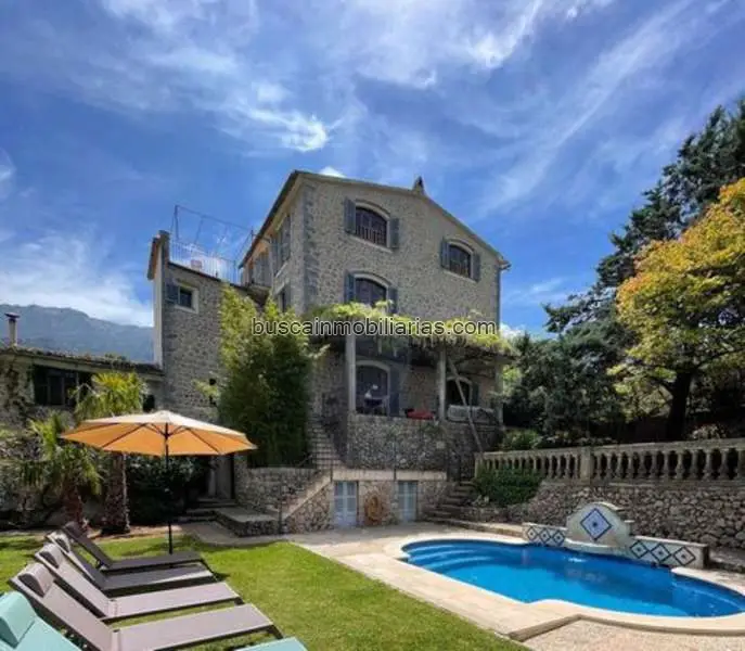 Casa señorial en Sóller con licencia turística y piscina