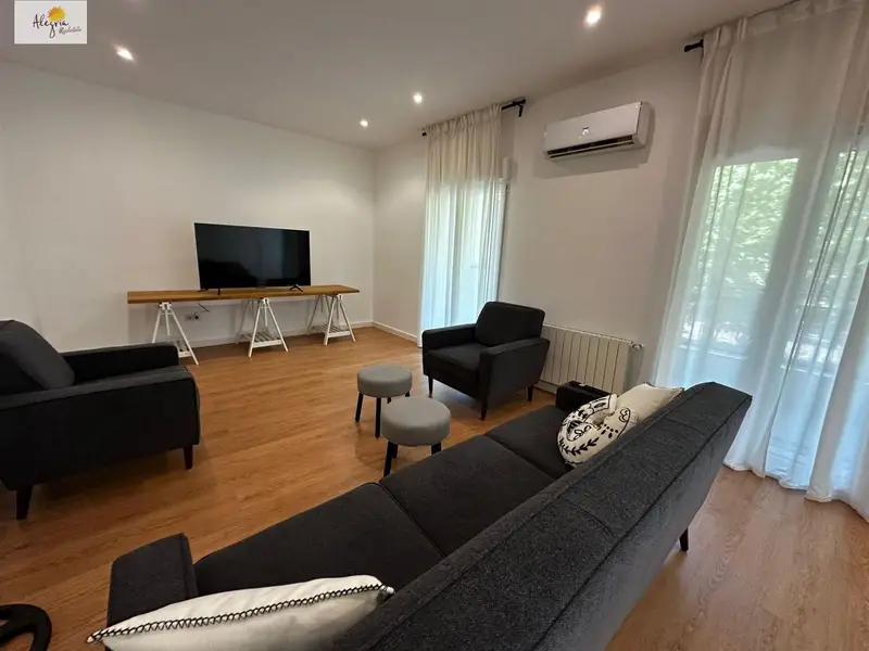 Apartamento en Alquiler Valencia Ciudad Cerca Plaza Espa	
 a