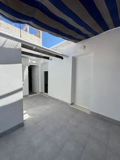 Casa adosada de 5 dormitorios en Torrevieja