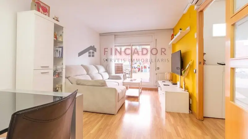 Piso con Patio de 134m2 en Nou Barris