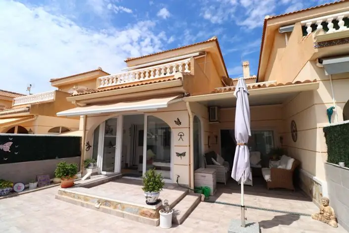 3 Bed Townhouse for sale