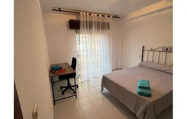 Alquiler de piso 113m2 3 dormitorios Almeria