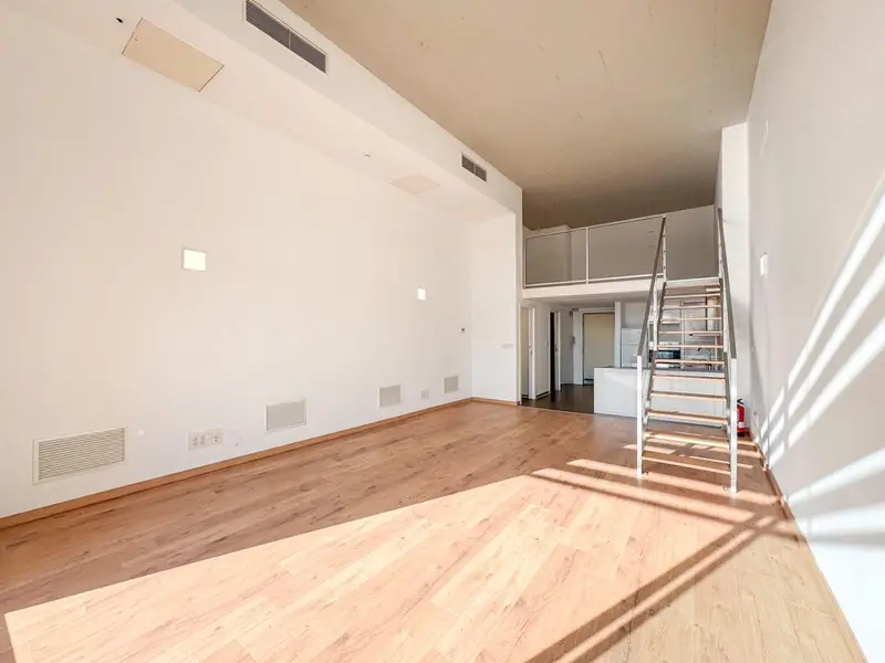 Loft de Diseño en Valencia Ciudad: Moderno y Funcional