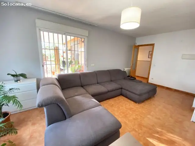 Chalet Independiente en Pioz con Piscina y Jardin