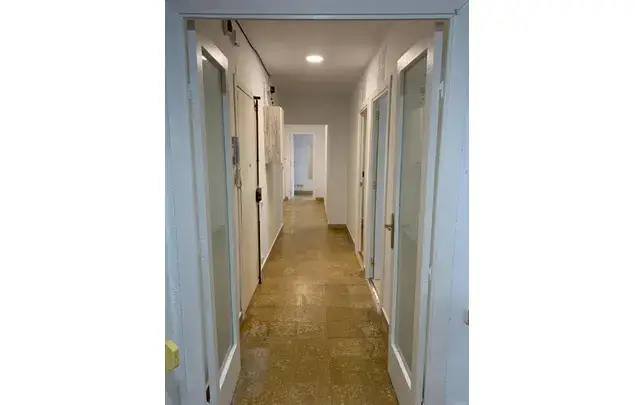 Apartamento 5 Dormitorios Barcelona Estudiantes Trabajadores