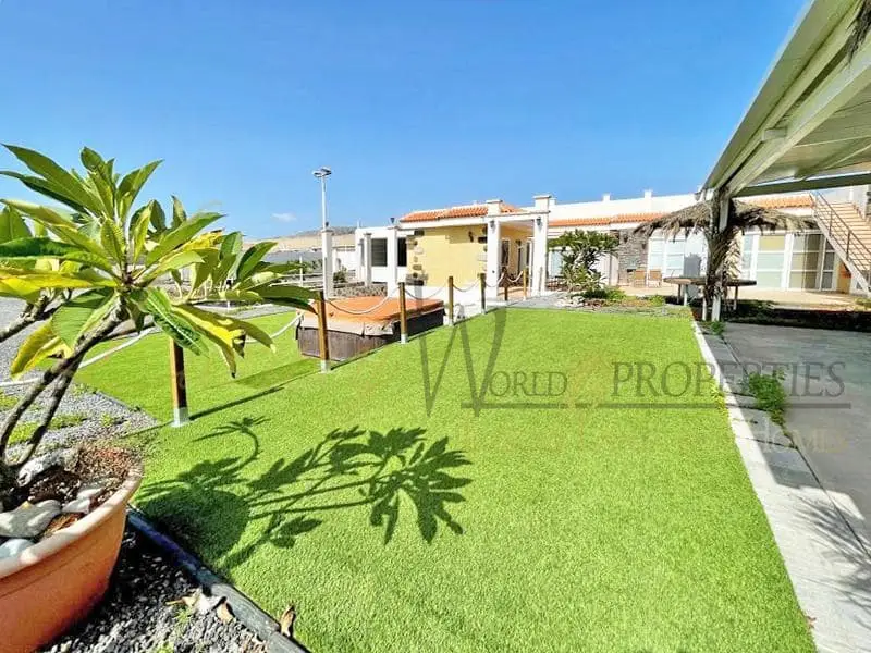 Chalet en venta en Las Rosas ideal para hotel rural o B&B