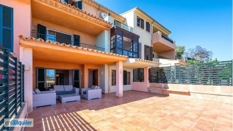 Alquiler Casa Piscina Calvià: Chalet Adosado con Vistas al Mar