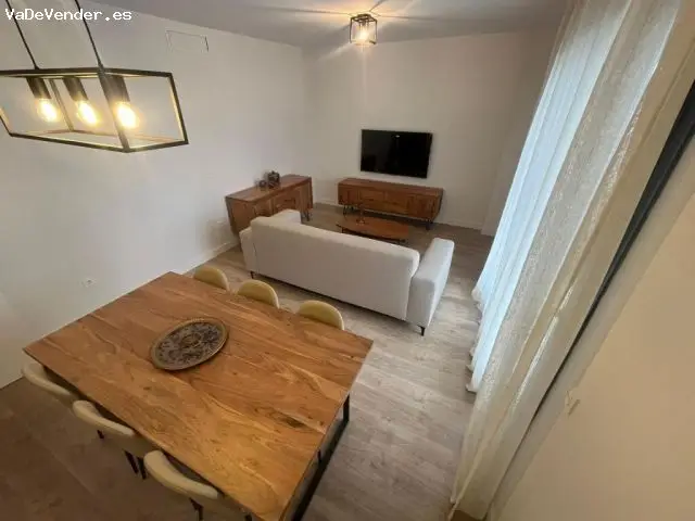 Piso en Alquiler Entrenucleos Dos Hermanas 3 Dormitorios