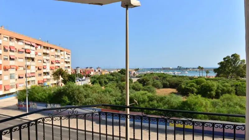 Apartamento 3 Dormitorios Torrevieja Vistas al Mar