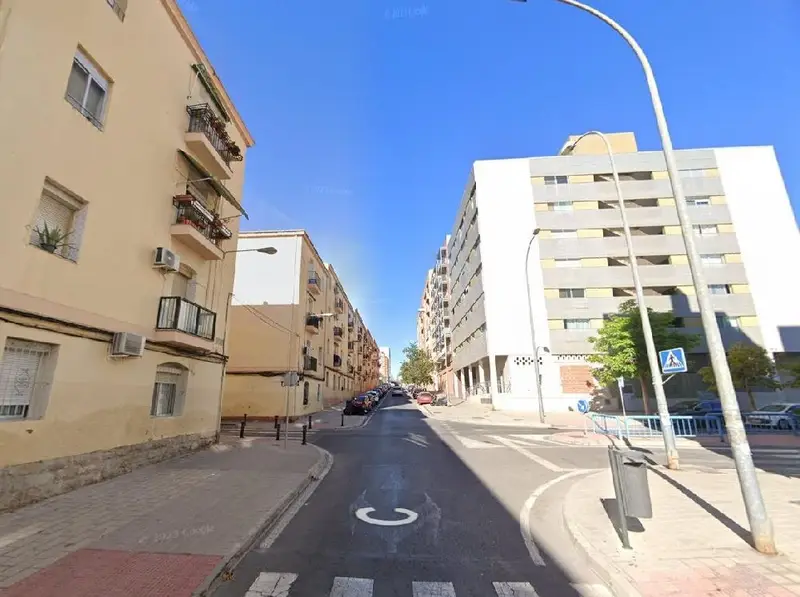 Venta Piso en Los Angeles Alicante Inmueble Ocupado