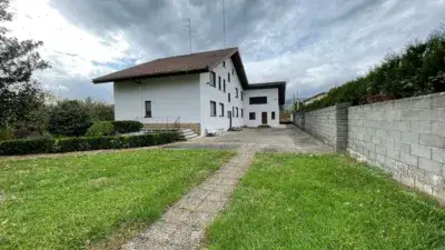 Chalet con 7 habitaciones y piscina cerca de Bilbao