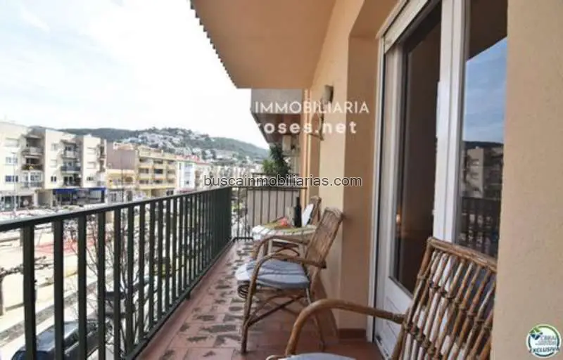 Apartamento en venta en Roses 3 habitaciones 2 baños