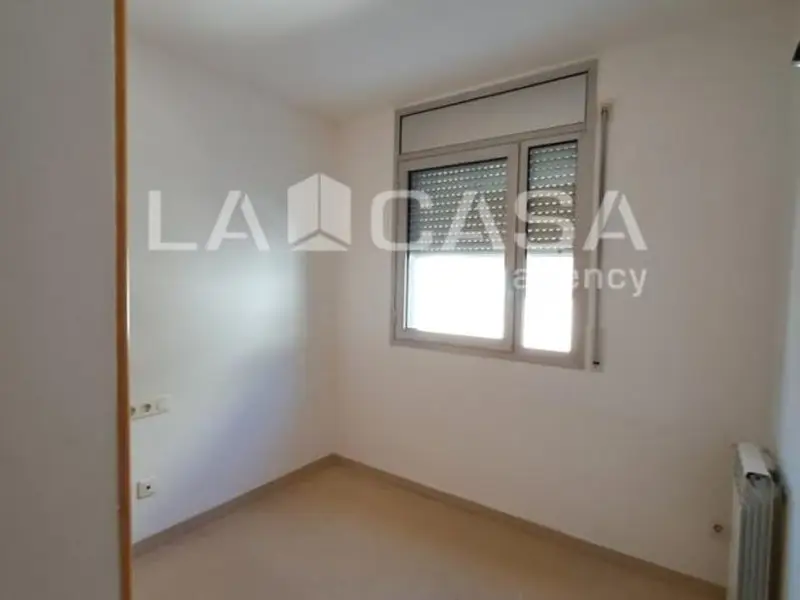 venta Piso en El Bon Pastor, Barcelona (48369135241.103700)- Globaliza