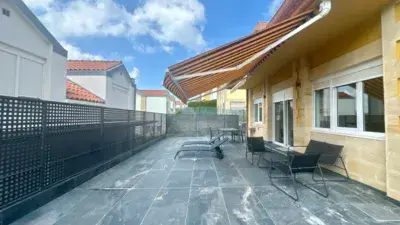 Chalet en Venta en Boo de Pielagos 217m2 Junto Ria de Mogro