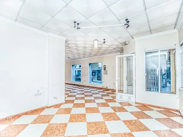 Local Comercial 167m2 Yecla