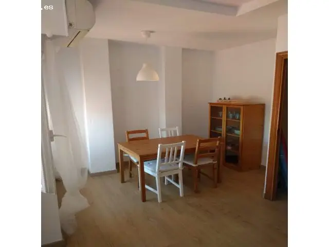 Atico en Almansa Centro con Terraza de 20m2
