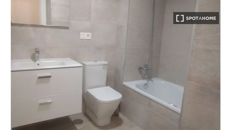Apartamento 2 Dormitorios Almería Alquiler Amueblado