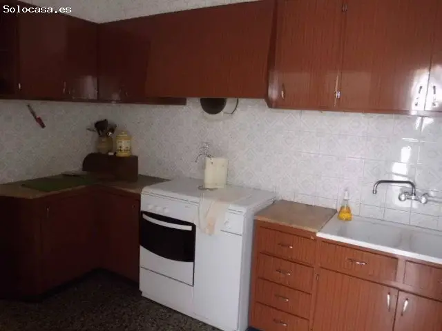 Casa en Venta Almansa 165m2 3 Habitaciones Para Reformar