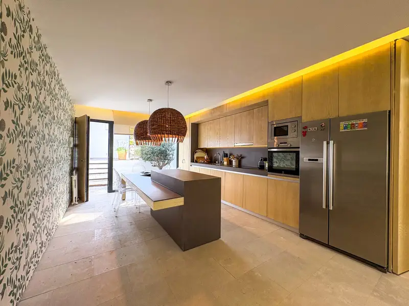 Casa-Villa de 2 Dormitorios alquiler Nueva Andalucia, España
