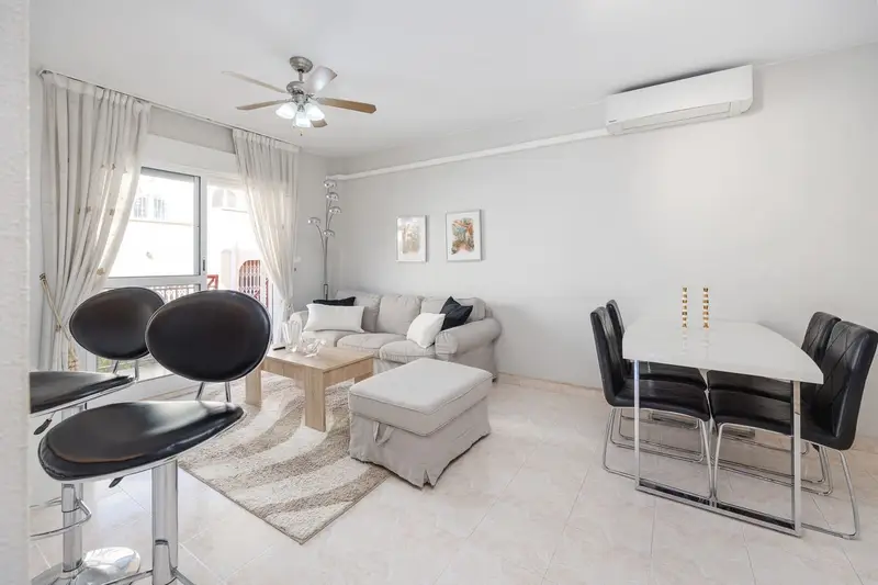 Apartamento en Orihuela Costa 3 habitaciones 2 baños