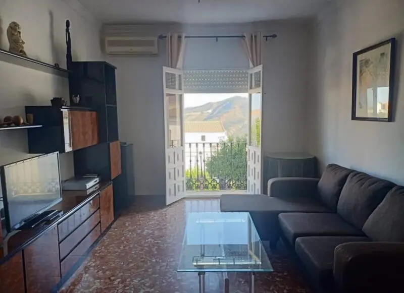 Apartamento en Venta Olvera 3 Dormitorios Céntrico