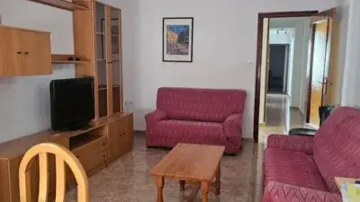 Alquiler Piso Estudiantes 3 Dormitorios Calle Angela Lloret Camarasa