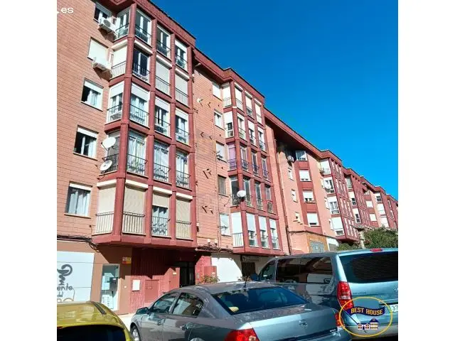 Piso en Venta en Cuenca 4 Dormitorios 2 Baños