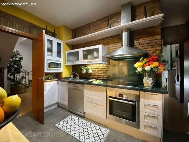 Casa con Piscina en Granada 225m2 3 Dormitorios Jardin