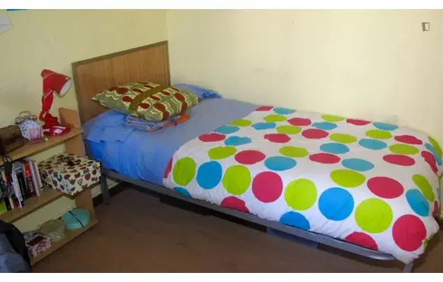 Apartamento 2 Dormitorios Barcelona Mujeres 3-24 Meses